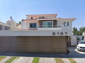 Casa de 6 habitaciones, Zapopan · Venta de Casa en Bugambillas Zapopan