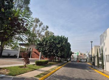 Casa en condominio de 3 habitaciones, San Pedro Tlaquepaque · Casa por Iteso. La Renta Incluye Mantenimiento y Estimado Anual del Agua