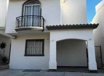 Casa de 3 habitaciones, Los Cabos · Casa Lista Para Habitar en Cabos y en Privada