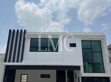 Casa en condominio de 4 habitaciones, Saltillo · Se Vende Hermosa Casa Nueva en Rincón de Los Encinos