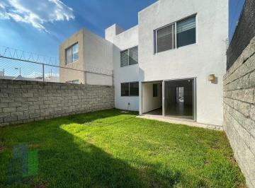 9f20e74a22c6449d80eb27227d0539974b94a9c2ec6f49dfe8faef2b57872ecb · Casa en Venta Grand Juriquilla 3 Recámaras Roof Garden