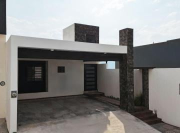 Casa de 4 habitaciones, Monterrey · Casa Vista Alta