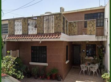 Casa de 3 habitaciones, San Nicolás de los Garza · Casa en Venta en San Nicolas de Los Garza
