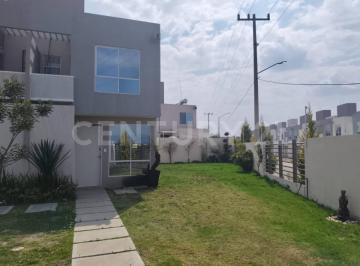 Casa · 68m² · 3 Recámaras · 2 Estacionamientos · Casa en Renta en La Florida II, Otzolotepec, Estado de Mexico