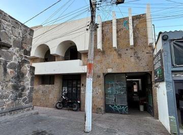 Casa · 275m² · 4 Recámaras · 4 Estacionamientos · Casa con Excedente de Terreno en Tonalá Centro