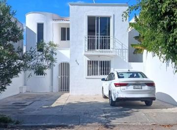 Casa de 3 habitaciones, Mérida · Venta de Casa Zona San Vicente Chuburná Mérida