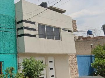 Casa de 4 habitaciones, Nezahualcóyotl · Casa en Venta Ombules La Perla