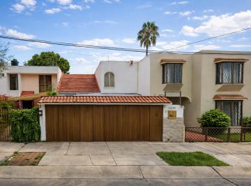 Casa de 3 habitaciones, Zapopan · Casa en Venta en La Estancia Zapopan Jalisco