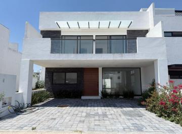 Casa de 4 habitaciones, Querétaro · Casa Monteverde - Biogrand Juriquilla