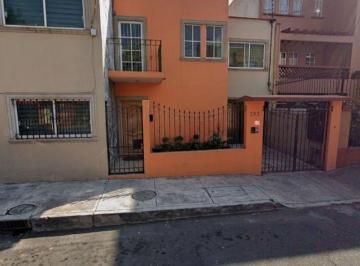 Casa de 3 habitaciones, Benito Juárez · Casa en Venta en Abelardo Carrillo y Gariel, Villa de Cortes, Benito Juárez, Cdmx