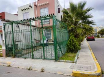 Casa de 2 habitaciones, Mineral de la Reforma · Casa en Esquina en Paseos de Chavarría