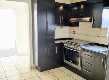 Casa · 155m² · 3 Recámaras · 2 Estacionamientos · Venta y Renta en Fraccionamiento Privado Al Norte de Saltillo