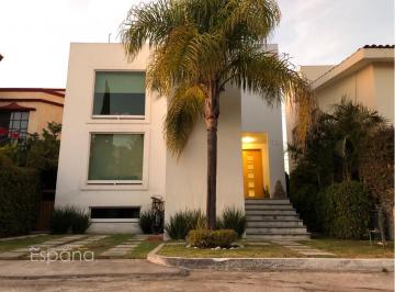 Casa de 5 habitaciones, San Pedro Cholula · Casa en Venta – Arboledas de Zerezotla, Puebla