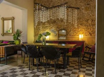1 · Casa Remodelada a 3 Cuadras de Paseo de Montejo
