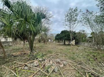 1 · Terreno de 1500 m² en Venta en Komchén