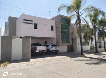 Casa de 4 habitaciones, Aguascalientes · Fv Casa en Venta en Esquina, Ubicada en Reserva San Cristobal