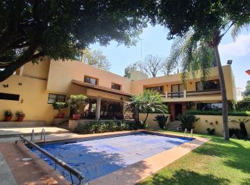 Casa de 8 habitaciones, Cuernavaca · Propiedad Exclusiva/potencial Para Hotel Boutique + Residencia de Descanso en Cuernavaca con Alberca
