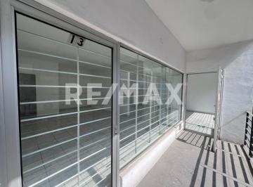 Local comercial , Monterrey · Plaza - Comercial en Renta