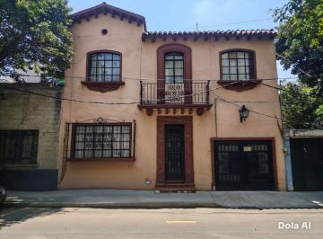 Casa de 7 habitaciones, Cuauhtémoc · Casa con 236 M²t, en Roma Sur