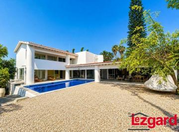 Casa de 3 habitaciones, Atlatlahucan · En Venta Excelente Residencia en Lomas de Cocoyoc