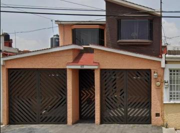 Casa de 3 habitaciones, Cuautitlán Izcalli · Casa en Venta en Nezahualcóyotl, Cumbria, Cuautitlán Izcalli, 3 Recamaras, 2 Baños, 2 Lugar Auto