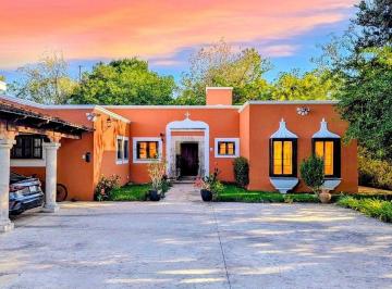 430c8e34c2ecdff0f0f19f368c9078934ed0a4c0ae2b3a4cabd19672d6cd941c · Preciosa Casa en Venta Tipo Hacienda Dentro de Club de Golf La Ceiba