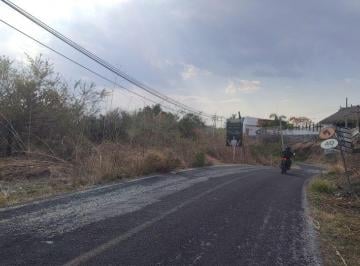 Terreno comercial en Venta Tequesquitengo · Terreno con Acceso Al Lago y Carretera Circuito Al Lago!