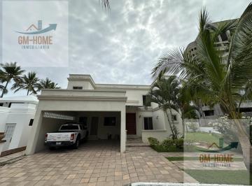 Casa · 3 Recámaras · 2 Estacionamientos · Casa en Villas de Rueda, Mazatlán, Sinaloa.