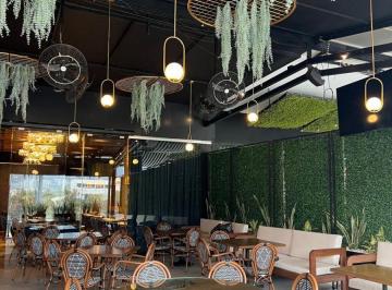 Local comercial , San Pedro Garza García · Venta/renta Local y Traspaso Restaurante con Permiso de Alcohol en San Pedro