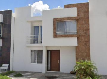 Casa de 3 habitaciones, Corregidora · Casa en Venta en El Pueblito, Queretaro