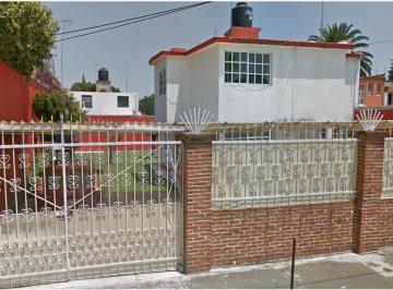 Casa de 3 habitaciones, Naucalpan de Juárez · Bc - Pagos Flexibles Casa en Naucalpan de Juarez Remate Bancario