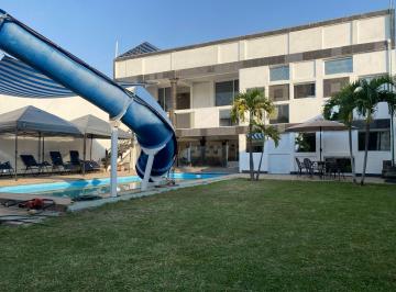 Casa · 410m² · 5 Recámaras · 7 Estacionamientos · Casa de Descanso en Cuautla 740 m² Alberca y Jardin