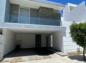Casa · 3 Recámaras · Casa - Condominio Cavalia