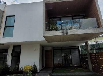 Casa en condominio · 305m² · 3 Recámaras · 3 Estacionamientos · Venta Casa en Condominio Tetelpan, Álvaro Obregón con Roofgarden Privado