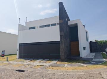 Casa de 3 habitaciones, San Andrés Cholula · Casa en Venta en Esquina en Fraccionamiento Vista Real Sur a un Lado D Lomas de Angelópolis 1