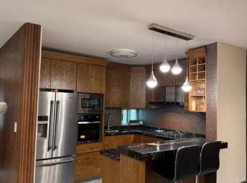 Casa · 140m² · 4 Recámaras · 2 Estacionamientos · Casa en Renta de 3 Niv. Amueblada con Acabados de Lujo, en Cumbres Oro Regency