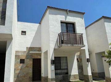 Casa de 3 habitaciones, León · Casa Amueblada en Renta en León Guanajuato