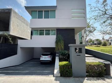 Casa en condominio de 5 habitaciones, Tlajomulco de Zúñiga · Residencia en Venta en Casa Fuerte en La Zona Sur de Guadalajara