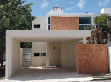Casa de 3 habitaciones, Mérida · Venta Casa Privada 3 Recámaras Alberca Mérida.