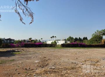 Terreno / Lote · 1278m² · Terreno en Venta en El Campanario Colinda con Campo de Golf