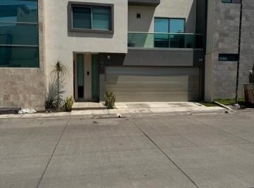 Casa · 348m² · 4 Recámaras · 2 Estacionamientos · Casa en Venta Y/o Renta. Fracc, Lomas del Sol. Riviera Veracruzana, Alvarado Veracruz