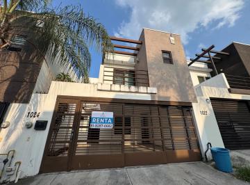 Casa · 125m² · 3 Recámaras · 2 Estacionamientos · Casa en Renta en Residencial de La Sierra, Monterrey