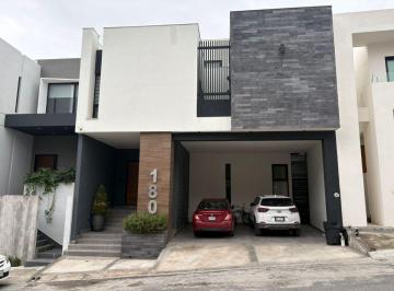 Casa de 4 habitaciones, Monterrey · Casa en Venta Fraccionamiento Mitica 4 Rec $11,200,000