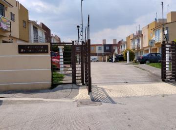 Casa · 89m² · 3 Recámaras · 1 Estacionamiento · Casa en Venta en Toluca, Fraccionamiento Las Misiones.