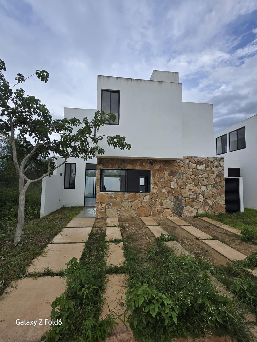 House with Swimming Pool for Sale in Conkal