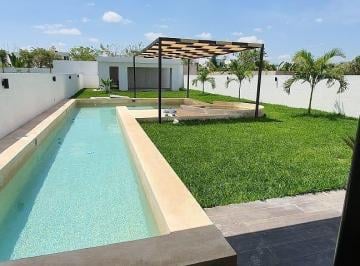 Casa · 280m² · Casa Amueblada en Renta en Dzitya