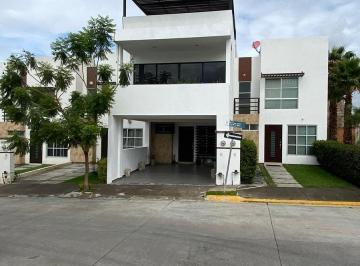Casa · 177m² · 2 Recámaras · Casa en Villas del Pedregal, León, Gto.