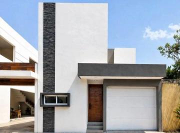 Casa de 3 habitaciones, Boca del Río · Casa con 3 Recámaras de 73 m² de Terreno en Venta, Graciano Sánchez Romo