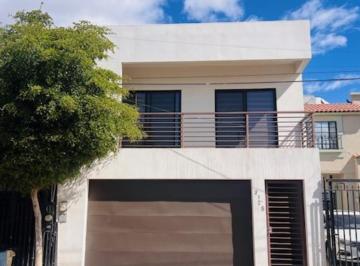Casa en Venta de 3 habitaciones Hacienda del Río · Casa en Hacienda del Río en Venta, Amplias Recámaras, Excelente Ubicación