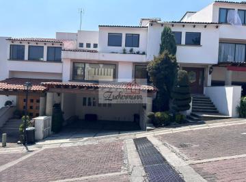 Casa · 500m² · 3 Recámaras · 4 Estacionamientos · Casa en Renta Cerca de Villa Verdun